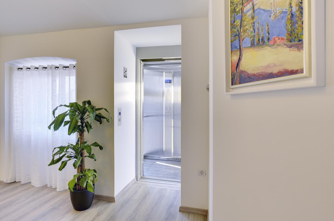 Boutique Joyce 4* Pula